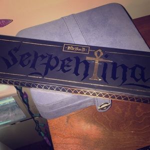 Kat Von D Serpentina eyeshadow (limited edition)